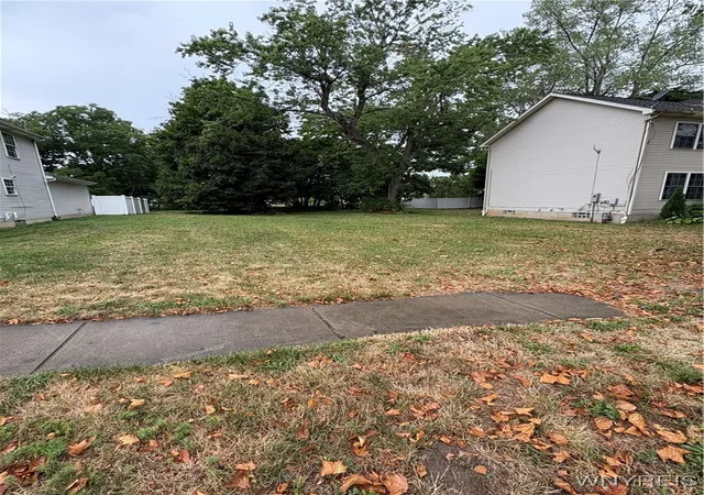 Photo 1 of Sale Pending at 56 Kane St, Buffalo, NY 14204 | MLS# B1627374 | Listing updated on 2026-06-11