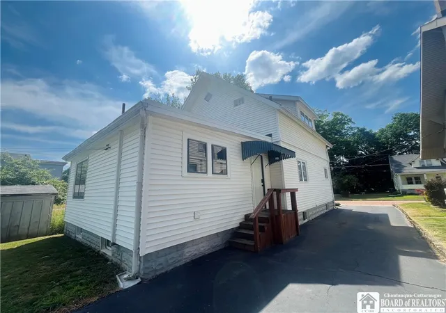Photo 2 of Sale Pending at 6 Wildwood Ave, Jamestown, NY 14701 | MLS# R1631358 | Listing updated on 2025-12-12