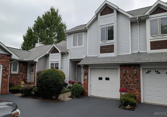1st image of 165 Niagara Shore Dr, Tonawanda, NY 14150 | MLS# B1631907