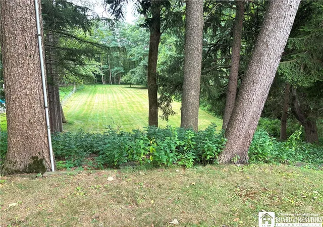 Photo 3 of Single family home for sale at 196 Temple Street, Fredonia, NY 14063 | MLS# R1632329 | Listing updated on 2026-07-13