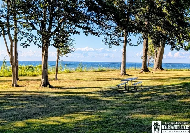 4th image of 709 Edgewater Dr, Westfield, NY 14787 | MLS# R1633359