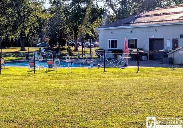 5th image of 709 Edgewater Dr, Westfield, NY 14787 | MLS# R1633359