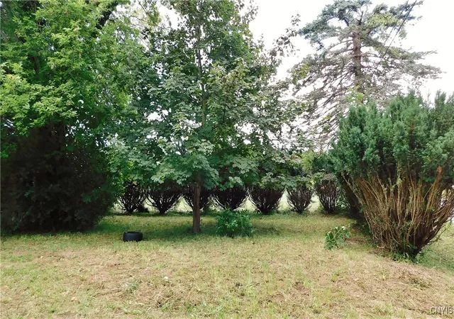 Photo 17 of Sale Pending at 6224 Coye Rd, Jamesville, NY 13078 | MLS# S1633938 | Listing updated on 2025-10-07