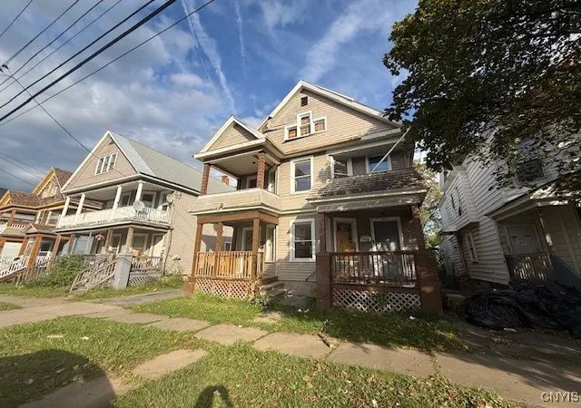 Homes for sale in Utica, NY | 1577 Seymour Ave, Utica, NY 13501 | MLS# S1634570
