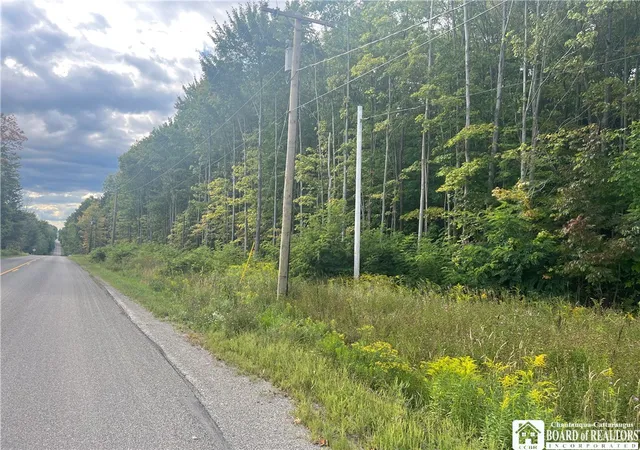 Photo 10 of Sale Pending at 583 Prosser Hl Rd, Jamestown, NY 14701 | MLS# R1635031 | Listing updated on 2026-07-21