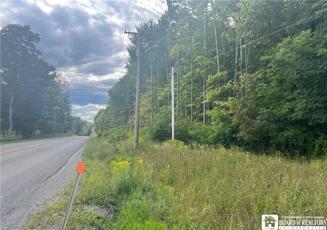 Photo 2 of Sale Pending at 583 Prosser Hl Rd, Jamestown, NY 14701 | MLS# R1635031 | Listing updated on 2026-07-21