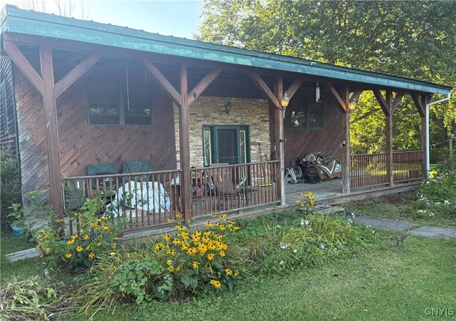 Homes for sale in Mexico, NY | 131 Halladay Rd, Mexico, NY 13114 | MLS# S1632020