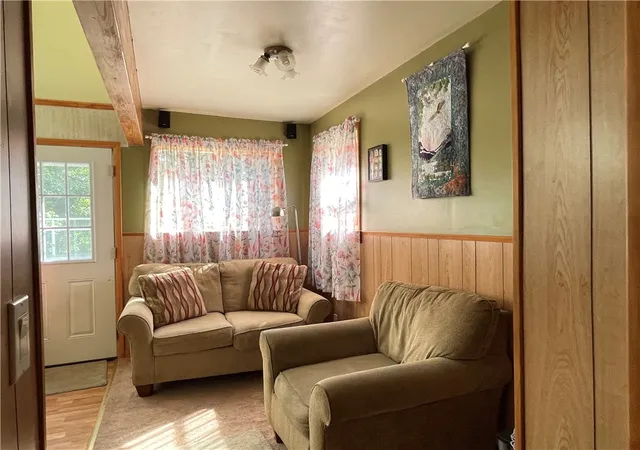 4th image of 232 Lake Shore Dr S, Milford, NY 12116 | MLS# R1635691