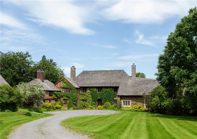 1st image of 352 Galli Curci Rd, Highmount, NY 12441 | MLS# R1635863