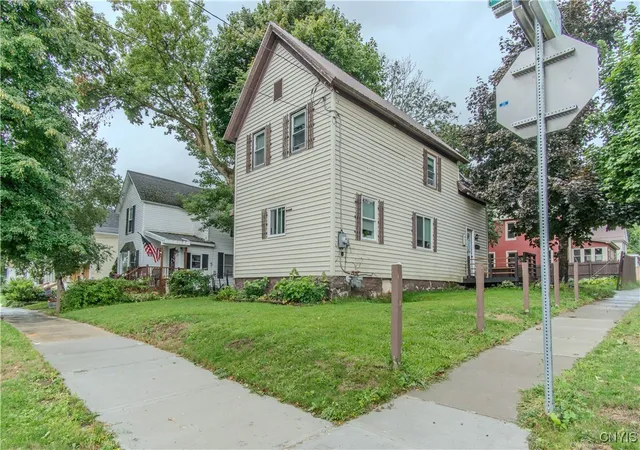 Photo 1 of Single family home for sale at 631 Grant St, Watertown, NY 13601 | MLS# S1636333 | Listing updated on 2026-07-19
