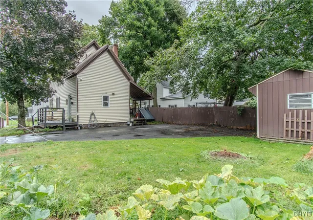 Photo 4 of Single family home for sale at 631 Grant St, Watertown, NY 13601 | MLS# S1636333 | Listing updated on 2026-07-19