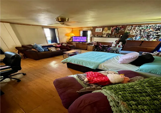 Photo 13 of Single family home for sale at 123 E Williams St, Waterloo, NY 13165 | MLS# R1636341 | Listing updated on 2026-07-14