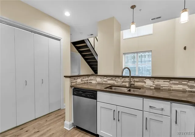 Homes for sale in Buffalo, NY | 251 Main St #102, Buffalo, NY 14203 | MLS# B1640037