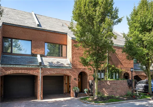 1st image of 300 Rivermist Dr, Buffalo, NY 14202 | MLS# B1639159