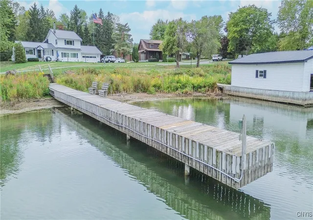 Homes for sale in Cape Vincent, NY | 7176 Beadles Point Rd, Cape Vincent, NY 13618 | MLS# S1639374