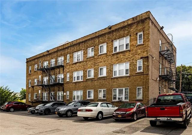 Homes for sale in Rochester, NY | 189-199 Lake Ave, Rochester, NY 14608 | MLS# R1635659