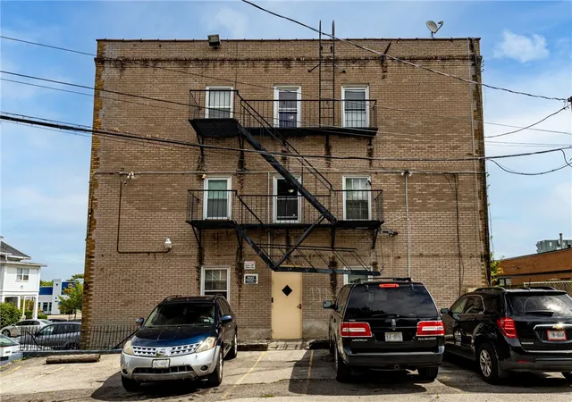 Homes for sale in Rochester, NY | 189-199 Lake Ave, Rochester, NY 14608 | MLS# R1635659