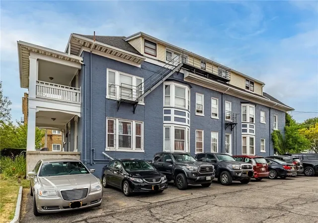 Homes for sale in Rochester, NY | 201 Lake Ave, Rochester, NY 14608 | MLS# R1635126