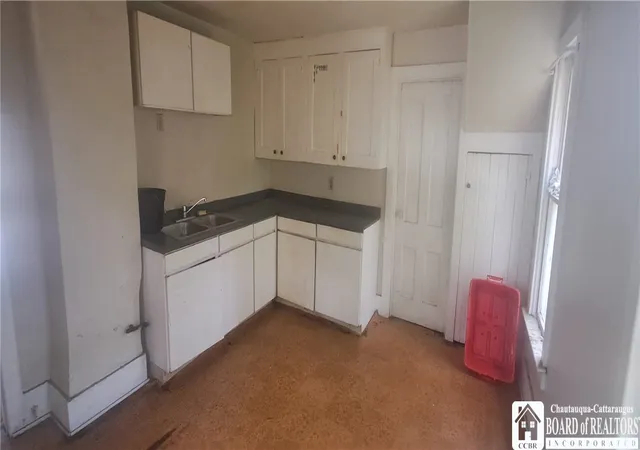 Listing Photo 4 - Condo for sale in building located at 18 12th St, Jamestown, NY 14701