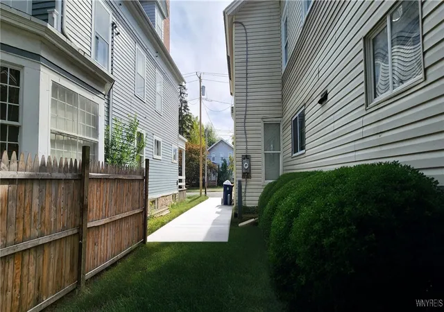 43rd image of 177 Genesee St, Lockport City, NY 14094 | MLS# B1639229