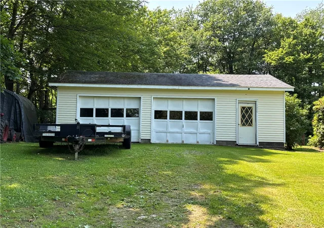 Homes for sale in Mt Jewett Boro, PA | 3 Erickson Dr, Mt Jewett Boro, PA 16740 | MLS# R1641486