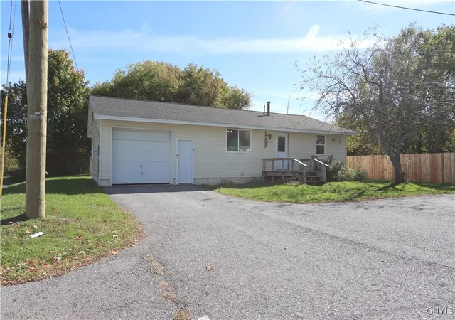 Photo 4 of Single family home for sale at 10384 Us Route 11, Adams, NY 13605 | MLS# S1642877 | Listing updated on 2026-07-21