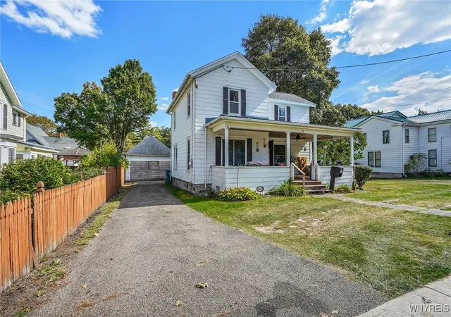 Homes for sale in Perry, NY | 72 N Center St, Perry, NY 14530 | MLS# B1642917