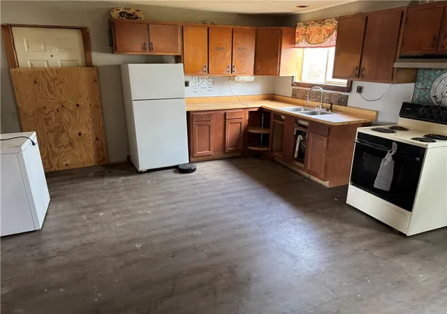 Homes for sale in Andover, NY | 7 Baker St, Andover, NY 14806 | MLS# R1640001