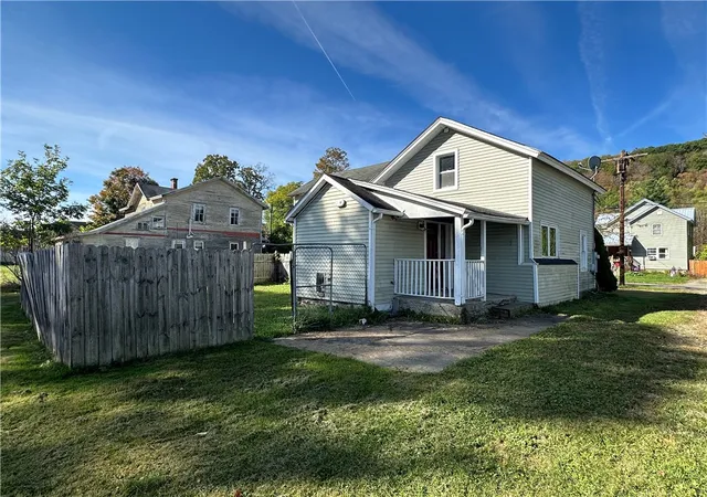 Homes for sale in New Albion, NY | 61 N Franklin St, New Albion, NY 14719 | MLS# R1643418