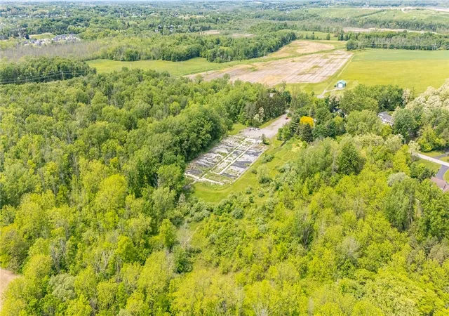 3rd image of 23 Pannell Cir, Perinton, NY 14450 | MLS# R1602436