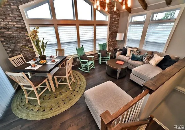 Photo 4 of Sale Pending at 8745 Gaskin Rd, Clay, NY 13041 | MLS# S1640221 | Listing updated on 2025-10-15