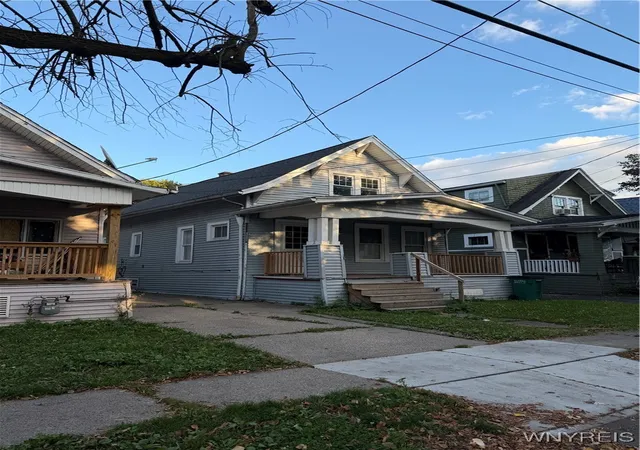 Photo 2 of Single family home for sale at 27 Stevens Ave, Buffalo, NY 14215 | MLS# B1644395 | Listing updated on 2026-04-09