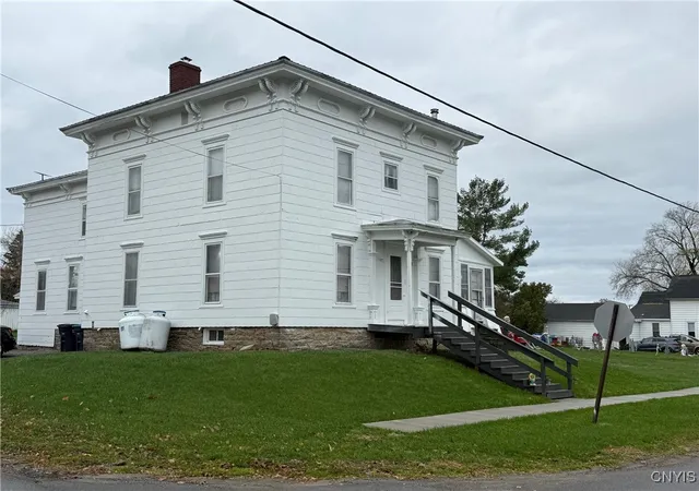 1st image of 409 Franklin St, Hammond, NY 13646 | MLS# S1645306