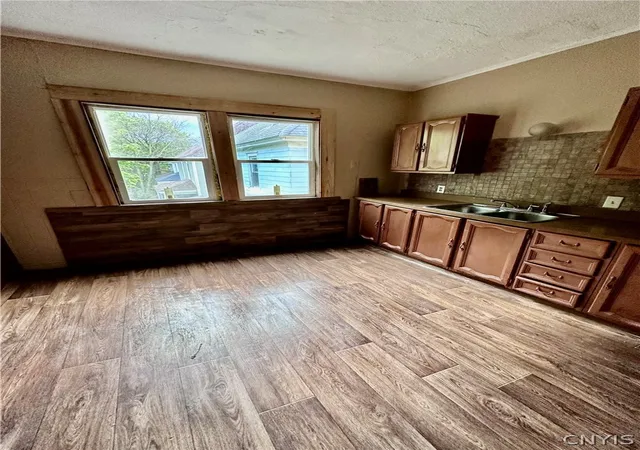 Listing Photo 5 - Condo for sale in building located at 123 W Pleasant Ave, Syracuse, NY 13205