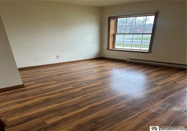 Photo 3 of Single family home for sale at 192 Woodward Ave, Springville, NY 14141 | MLS# R1645179 | Listing updated on 2026-06-13