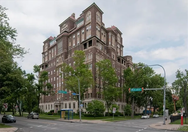 1st image of 925 Delaware Ave #1D, Buffalo, NY 14209 | MLS# B1647231