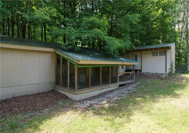 Homes for sale in Amboy, NY | 357 Cable Rd, Amboy, NY 13493 | MLS# R1647431
