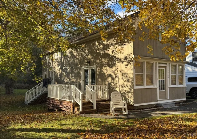 Homes for sale in Paris, NY | 2255 Oneida St, Paris, NY 13322 | MLS# S1647442