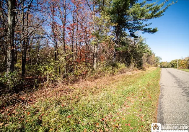 Photo 4 of House for sale at Stone Rd W, Fredonia, NY 14063 | MLS# R1646889 | Listing updated on 2026-06-28