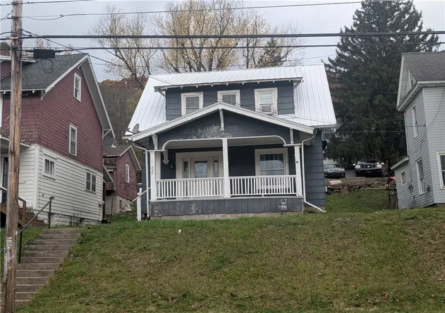 Homes for sale in Bradford, PA | 339 Jackson Ave, Bradford, PA 16701 | MLS# R1647759