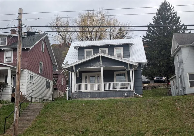 Homes for sale in Bradford, PA | 339 Jackson Ave, Bradford, PA 16701 | MLS# R1647759