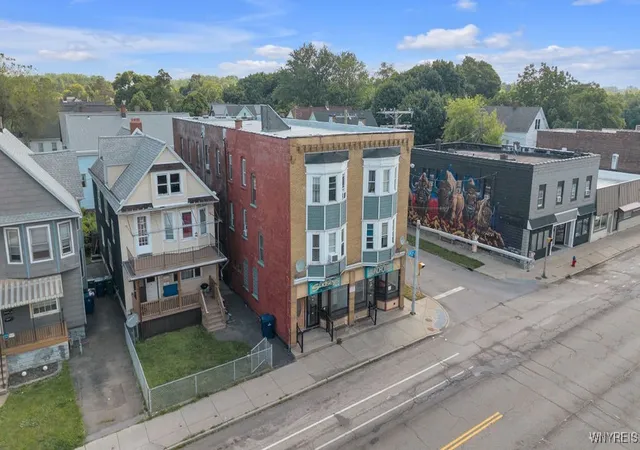 2nd image of 1834 Seneca St, Buffalo, NY 14210 | MLS# B1646857