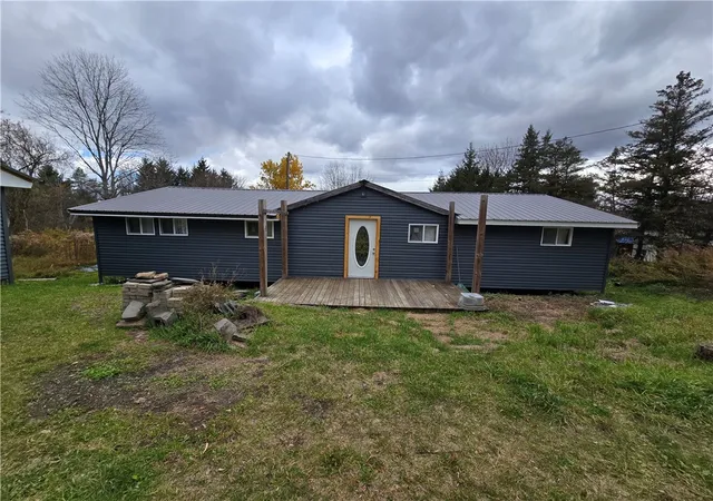 2nd image of 110 Pratt Ln, Oxford, NY 13830 | MLS# R1648155