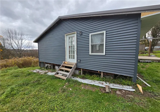 3rd image of 110 Pratt Ln, Oxford, NY 13830 | MLS# R1648155