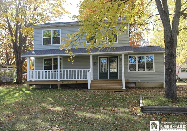 2nd image of 7 Hillcrest Dr, Pomfret, NY 14063 | MLS# R1648122
