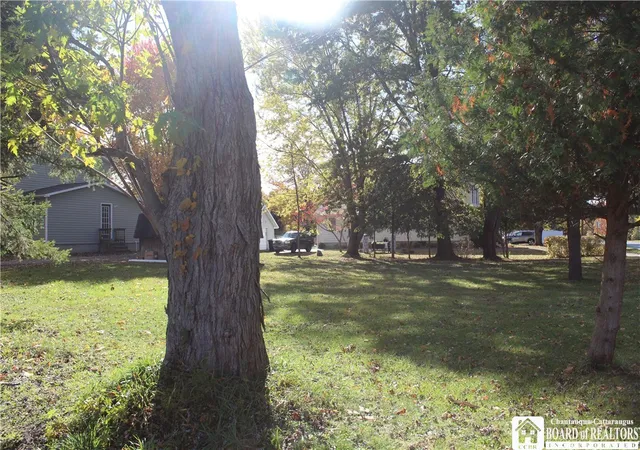 49th image of 7 Hillcrest Dr, Pomfret, NY 14063 | MLS# R1648122