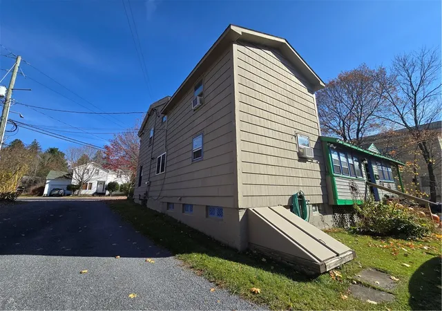 Photo 5 of House for sale at 39 Delaware Ave, Andes, NY 13731 | MLS# R1647262 | Listing updated on 2026-07-31