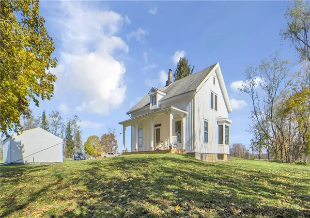 1st image of 1096 Victor Rd, Macedon, NY 14502 | MLS# R1649406