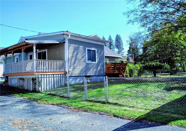 2nd image of 156 River St, Oneonta, NY 13820 | MLS# R1648422