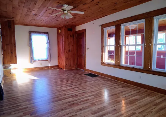 5th image of 156 River St, Oneonta, NY 13820 | MLS# R1648422